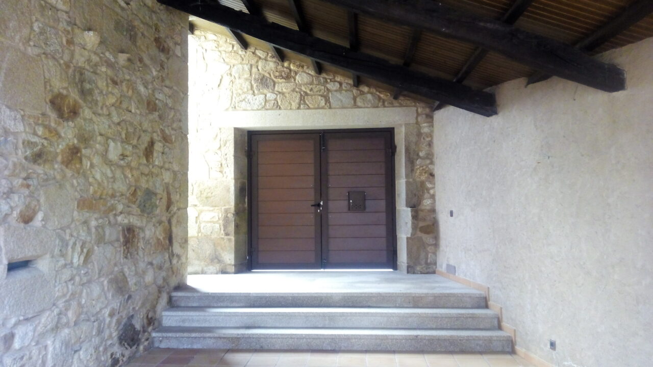 Rehabilitacion de vivienda casa de piedra en Lamas